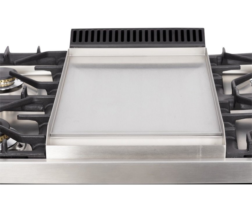 Middenin het kookgedeelte is de fry-top bakplaat geplaatst. De Boretti VFP1207IX is daarmee zeer veelzijdig in gebruik.