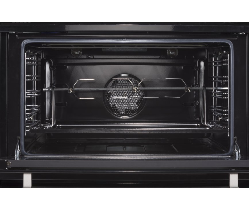 Meerwaarde van de oven in de Boretti VT95WT is de draaispit voor bereiding van bijvoorbeeld kip