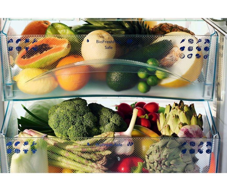 De BioFresh zones in het koelgedeelte zorgen ervoor dat groeten, fruit, vlees en via veel langer houdbaar is