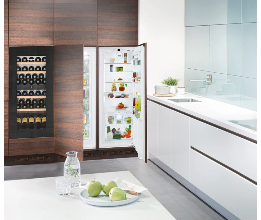 De Liebherr EWTgb2383 wijn koelkast is in uw keuken in te bouwen