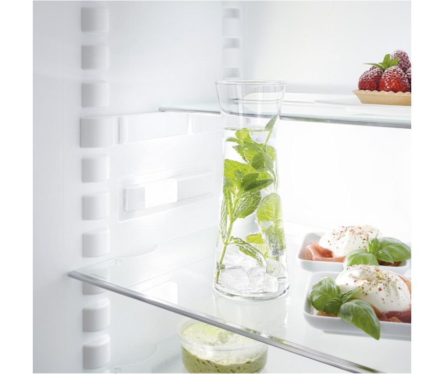 De Liebherr IKP1624 inbouw koelkast heeft een lekker flexibele indeling