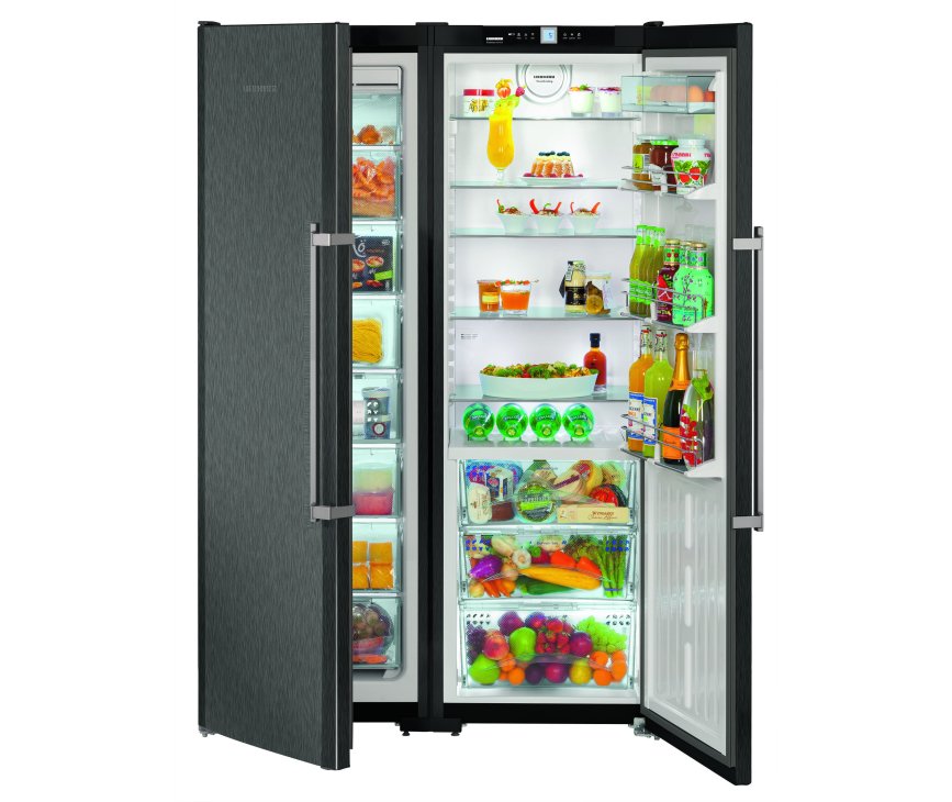 De Liebher SBSbs7263 side-by-side koelkast heeft een totale inhoud van 620 liter
