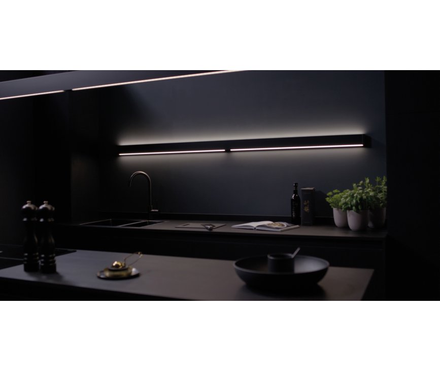 Novy Wall 240 wandplank met keuken verlichting