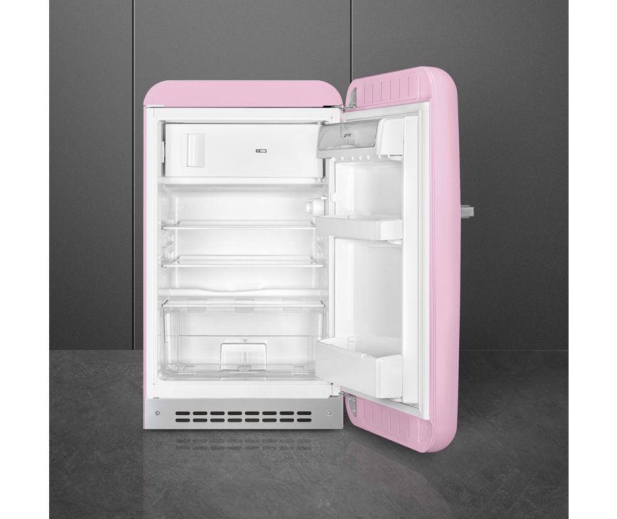 Het interieur van de Smeg FAB10RPK5 pastel roze koelkast