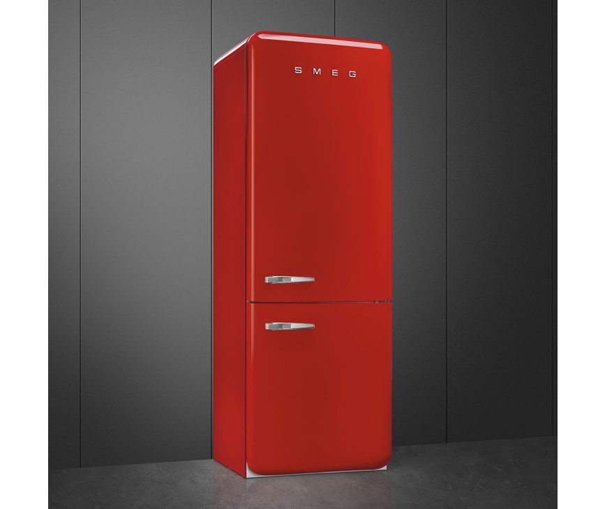 Fraai is het retro jaren 50 design van de FAB38RRD5 koelkast