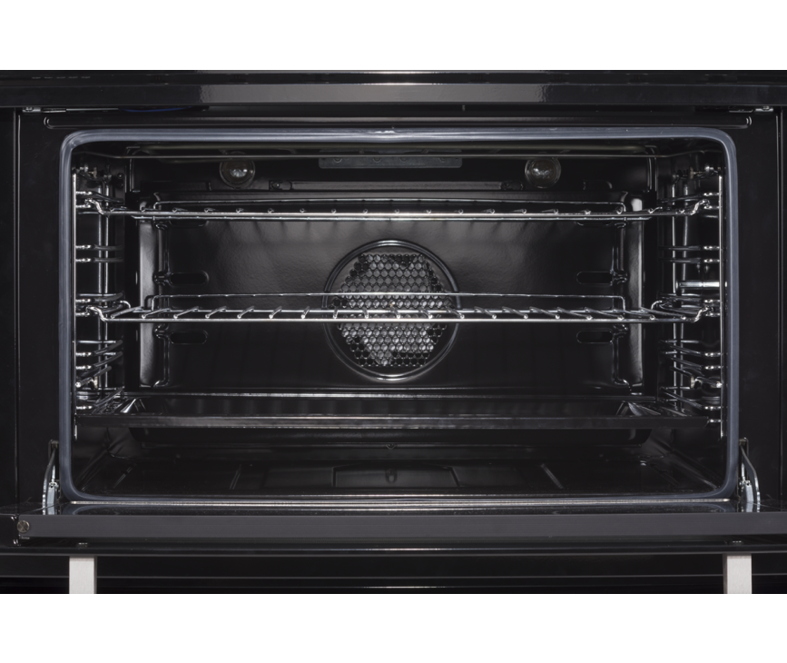 De oven van de Boretti VT95AN is snel op temperatuur en uitgevoerd met hetelucht, grill en onder/bovenwarmte