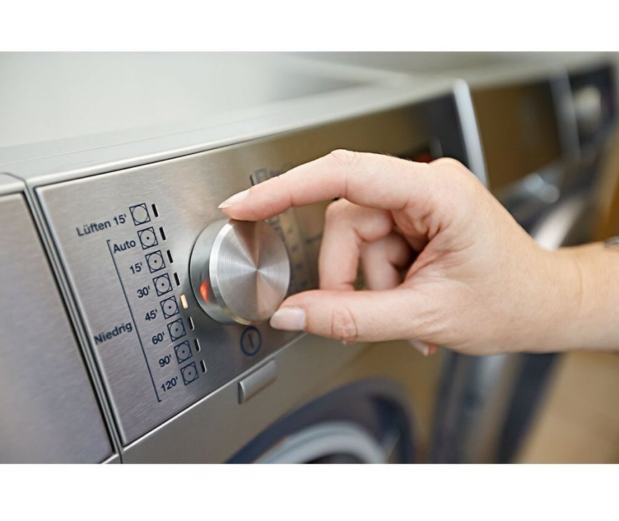 Electrolux WE170P semiprofessionele wasmachine met afvoerpomp