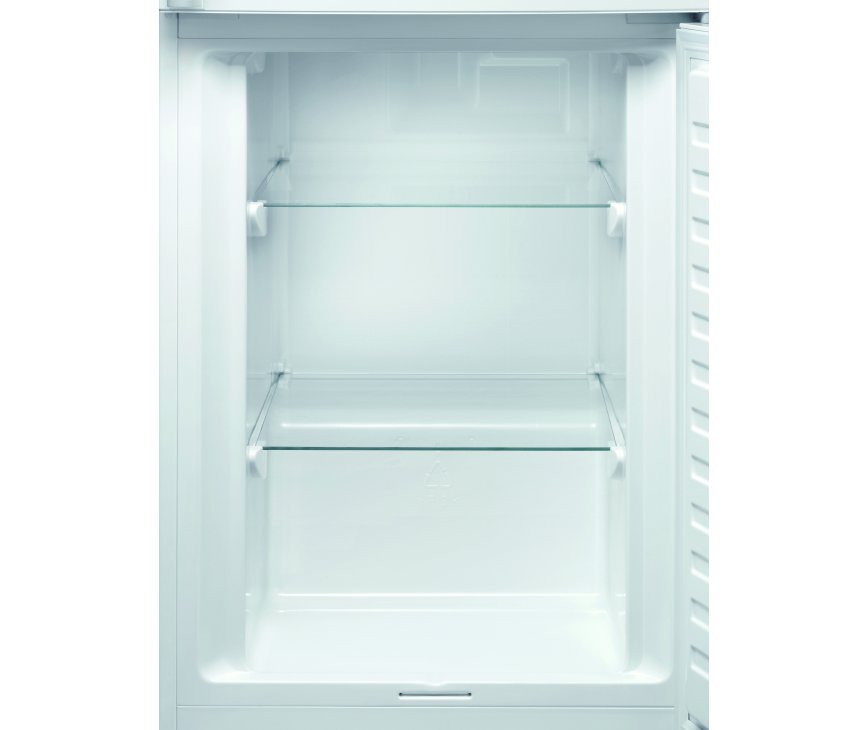 De Electrolux EN3603OOW koelkast beschikt over een LowFrost vriezer met glasplaten tussen de lades