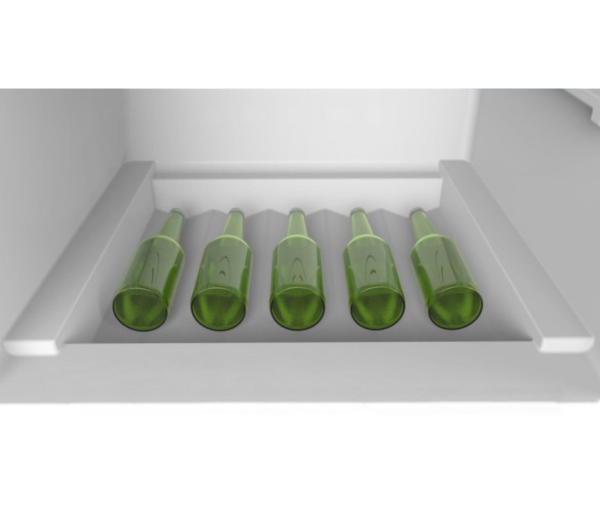 Fraai is het flessencompartiment onderin het koelgedeelte van de Inventum IKV1783S inbouw koelkast