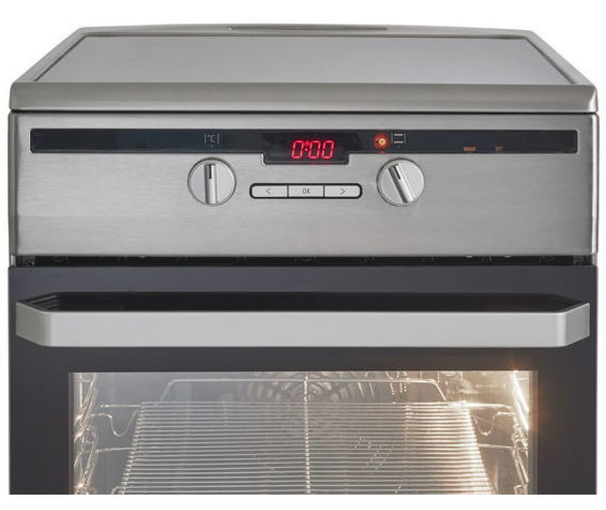 De bediening van de Inventum VFI5042RVS oven bevindt zich aan de voorzijde en heeft knoppen.