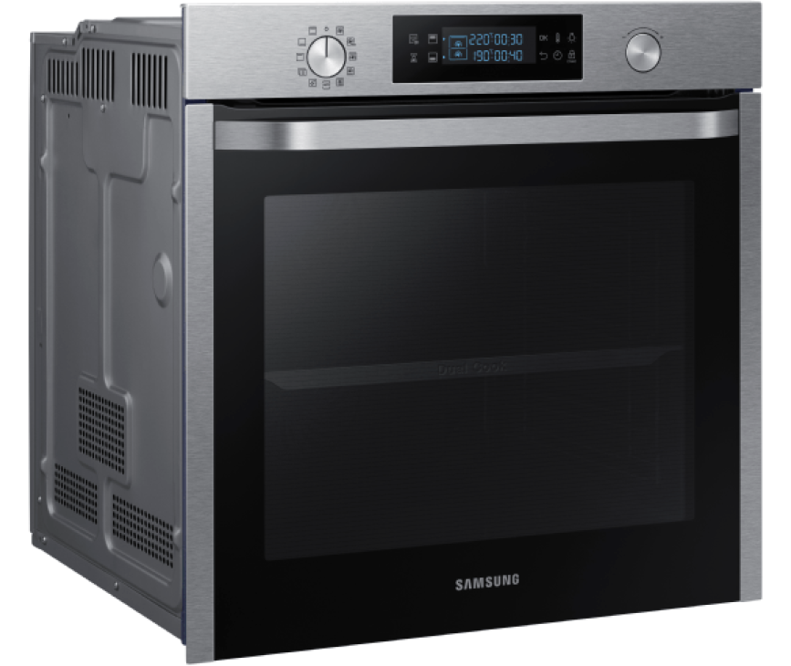 Praktisch is het ondersteunende display op de Samsung NV75K5571BS oven