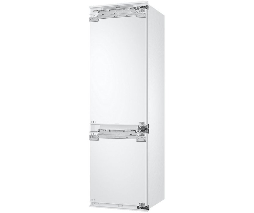 Dankzij het deur-op-deur montagesysteem kan deze koelkast strak ingebouwd worden