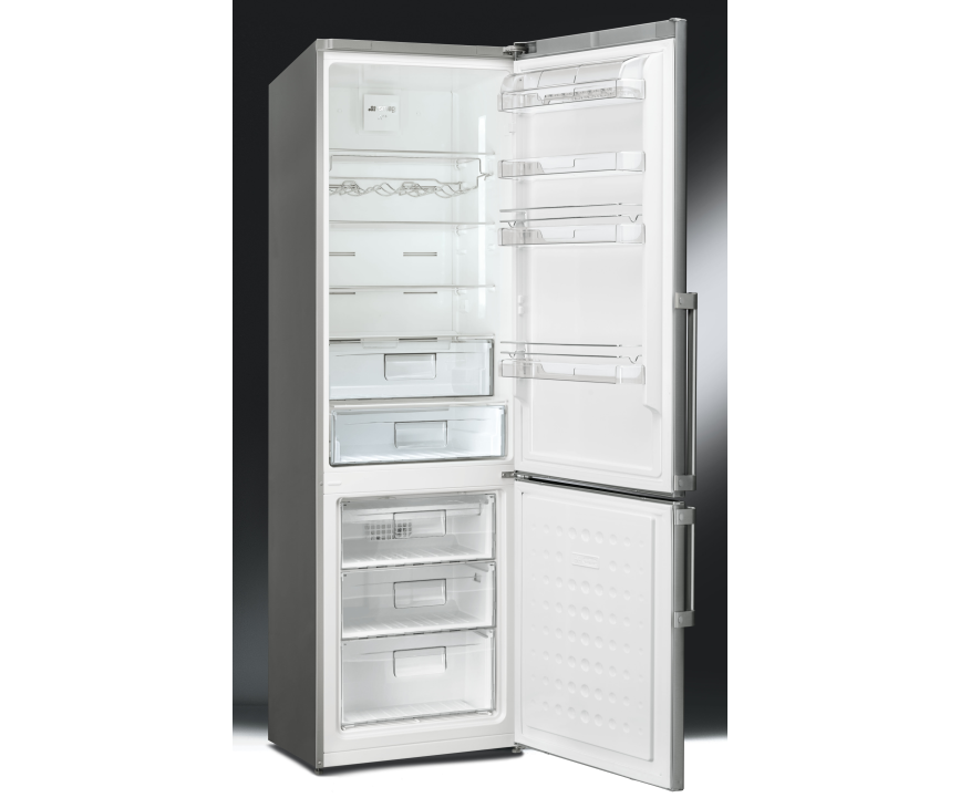 Foto van de binnenzijde van de Smeg FC400X2PE koelkast