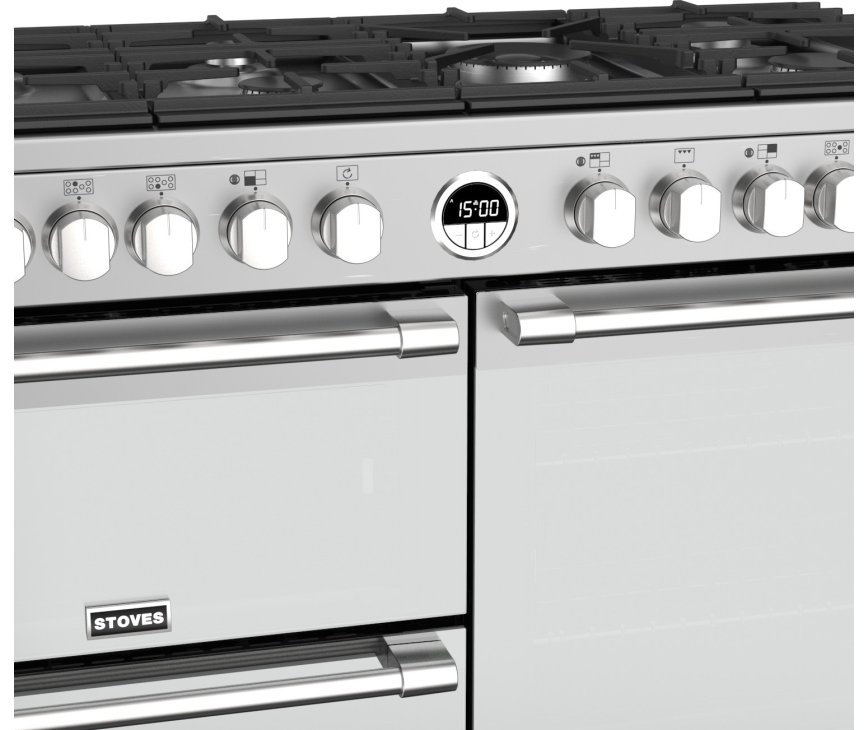Het Stoves Sterling S1100 DF rvs fornuis is voorzien van spiegelende ovenruiten