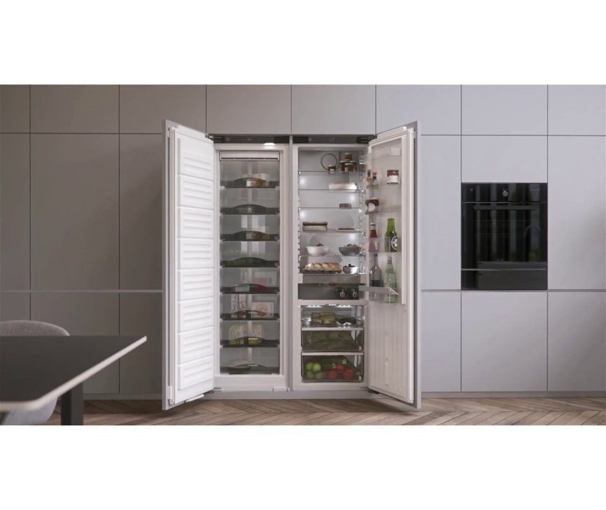 V-Zug side-by-side opstelling van 178 cm. hoge inbouw koelkast met bijpassende vriezer