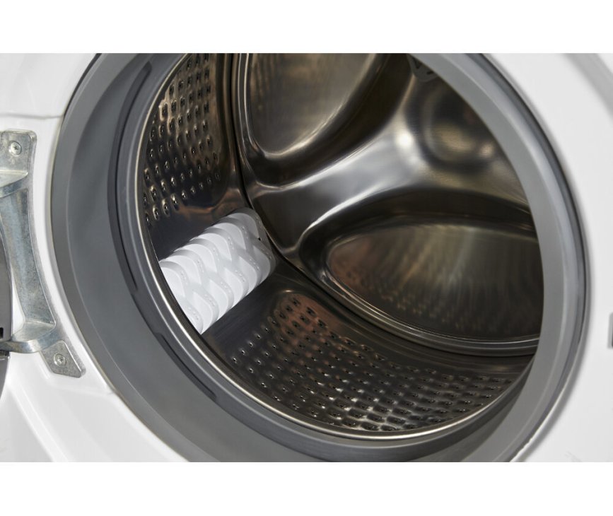 De Whirlpool FSCR 90428 wasmachine is voorzien van de nieuwe en sterk verbeterde trommel