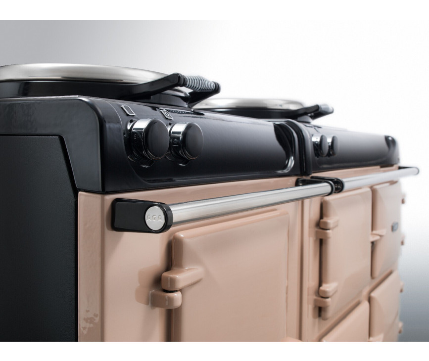 Aga ER3 160 5-deurs fornuis - warme AGA - met gietijzeren ovens