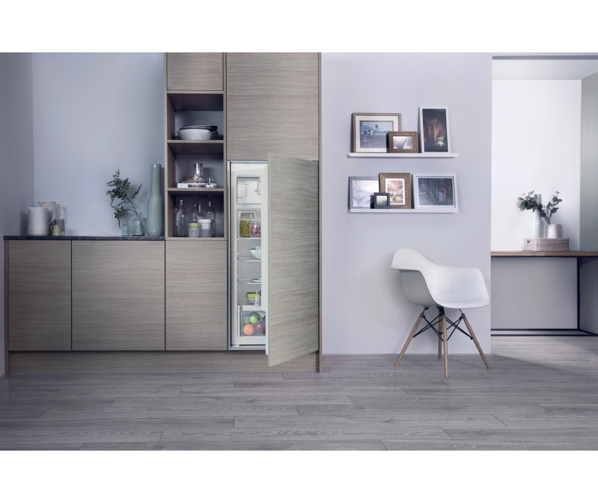Bauknecht KSI 12GF2 inbouw koelkast met vriesvak - nis 122 cm.