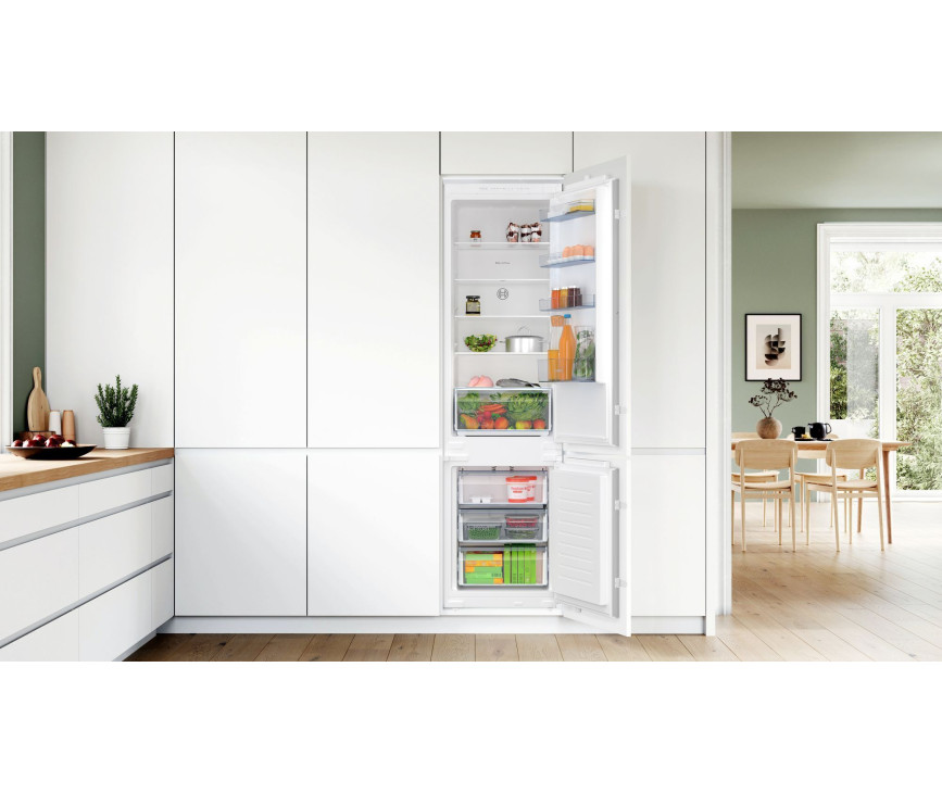Bosch KIN96NSE0 inbouw koelkast - nis 194 cm.