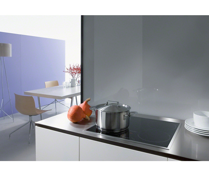 Bedieningspaneel van de Miele KM6115 inductie kookplaat
