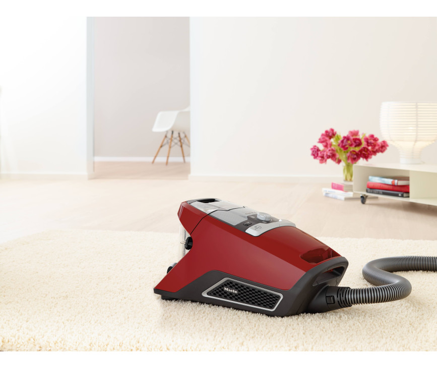 Miele Blizzard Red PowerLine Mangorood stofzuiger zonder stofzak