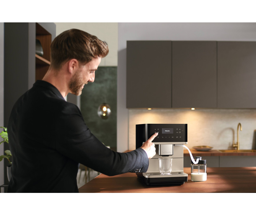 Miele CM6360 Obsidiaanzwart CleanSteelMetallic - vrijstaande koffiemachine