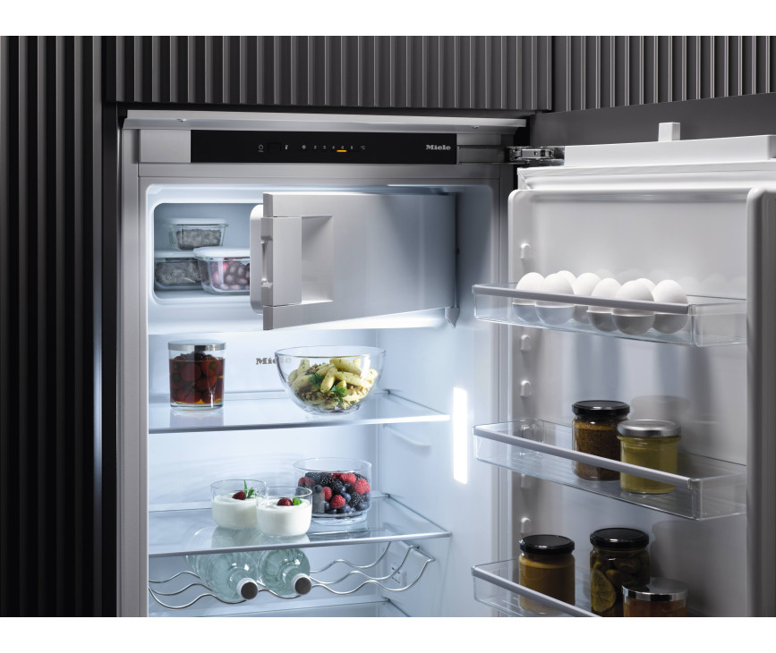 Miele K7316E inbouw koelkast met vriesvak - nis 122 cm.