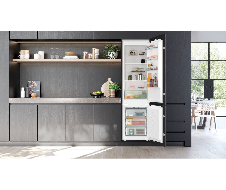 Siemens KI96NNSE0 inbouw koelkast - nis 194 cm - sleepdeur