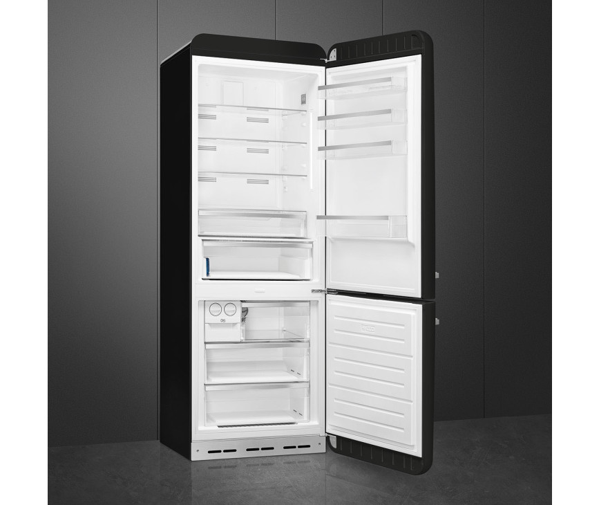 Smeg FAB38RBL6 retro jaren 50 koelkast - zwart - rechtsdraaiend