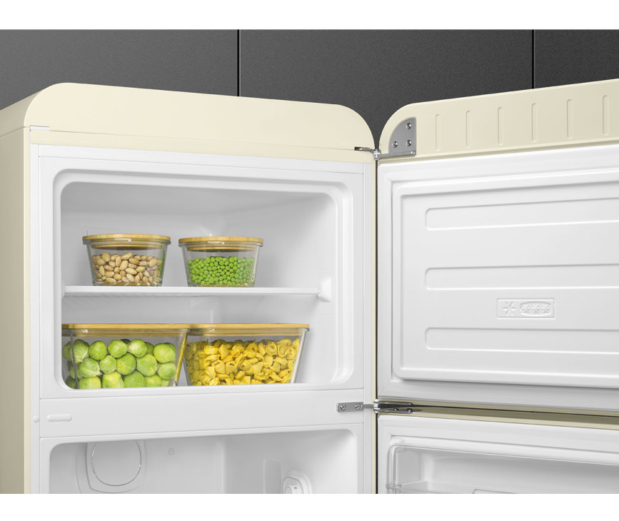 Smeg FAB30RCR5 retro jaren 50 koelkast - crème - rechtsdraaiend