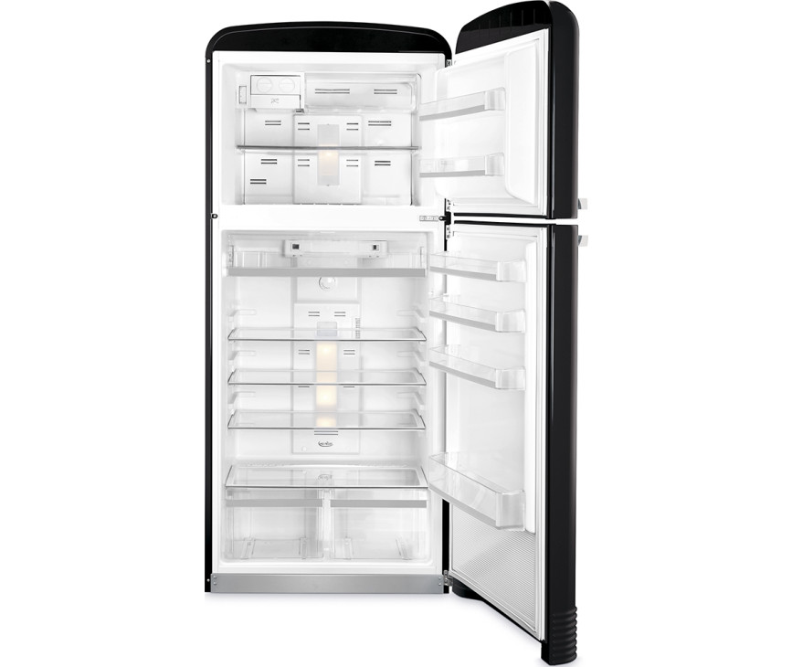Het interieur van de Smeg FAB50RBL5 koelkast zwart