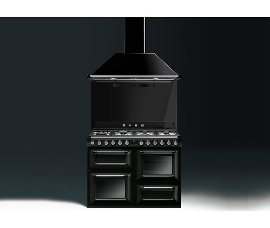 De Smeg KIT1TR41N gecombineerd met bijpassend fornuis en afzuigkap