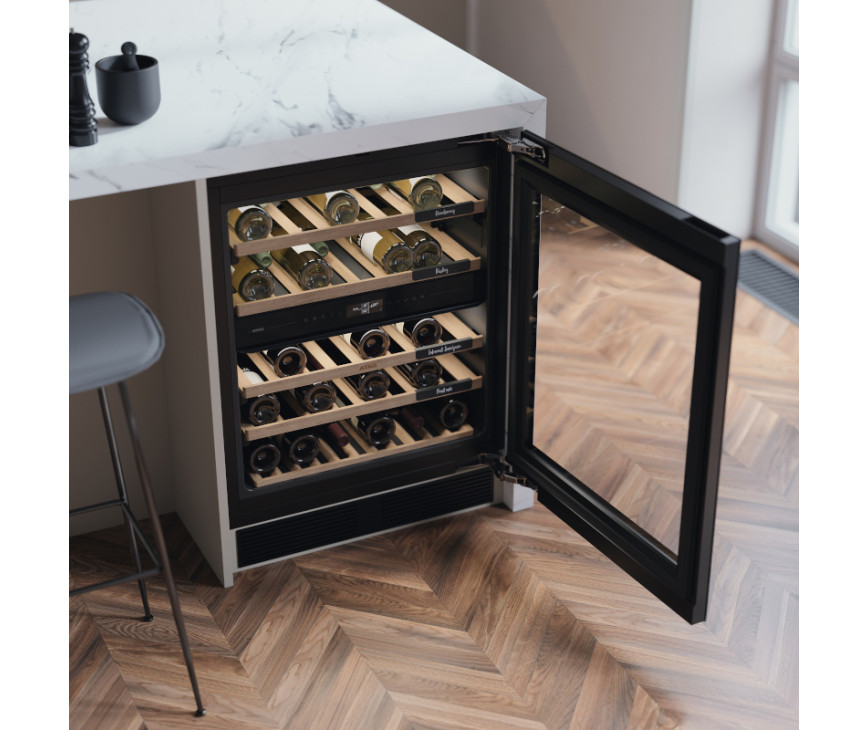 Atag KU8571K2C onderbouw wijnkoelkast - zwart met vensterglas