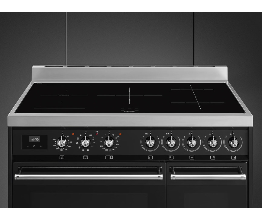 De Smeg C92IPBL9-1 heeft een stoer design door de combinatie van hoogglans zwart met roesvrijstaal en de strakke belijning
