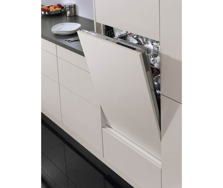 AEG FSS76738P inbouw vaatwasser met energieklasse A label