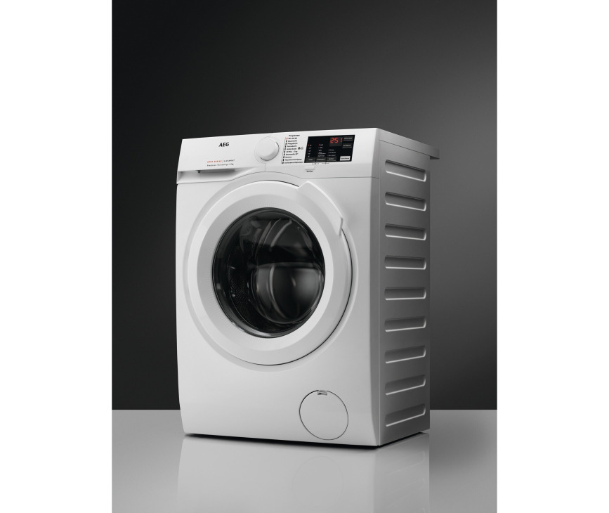 AEG LF628400 wasmachine met 1400 toeren, 8 kg. en energieklasse A