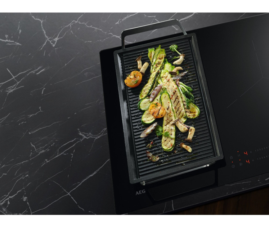 AEG TO64IA0FFB inbouw kookplaat met slider en hood2hob