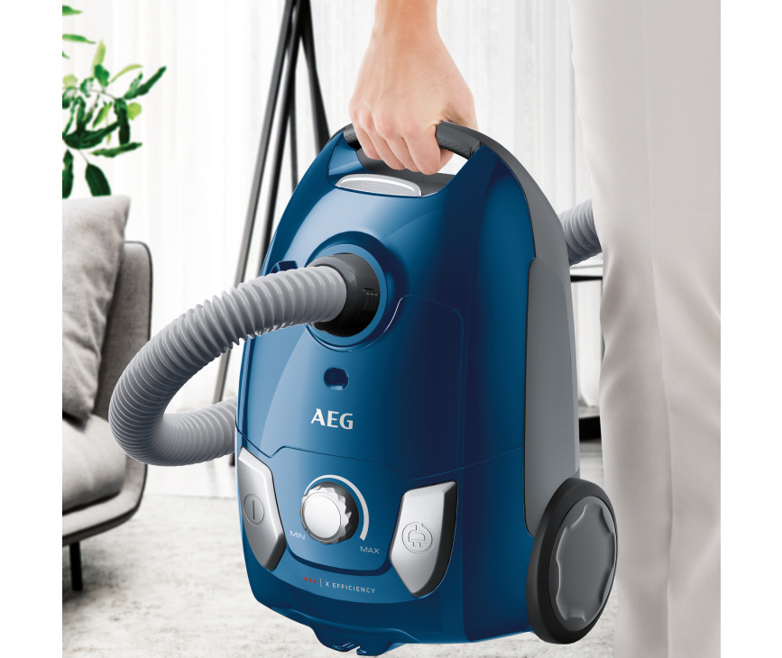 AEG VX4-1-CB-P blauwe stofzuiger -  actieradius 7,5m, 80db, 3l