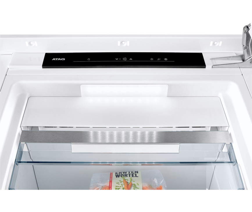 Atag KD86140CN inbouw vrieskast - nis 140 cm.