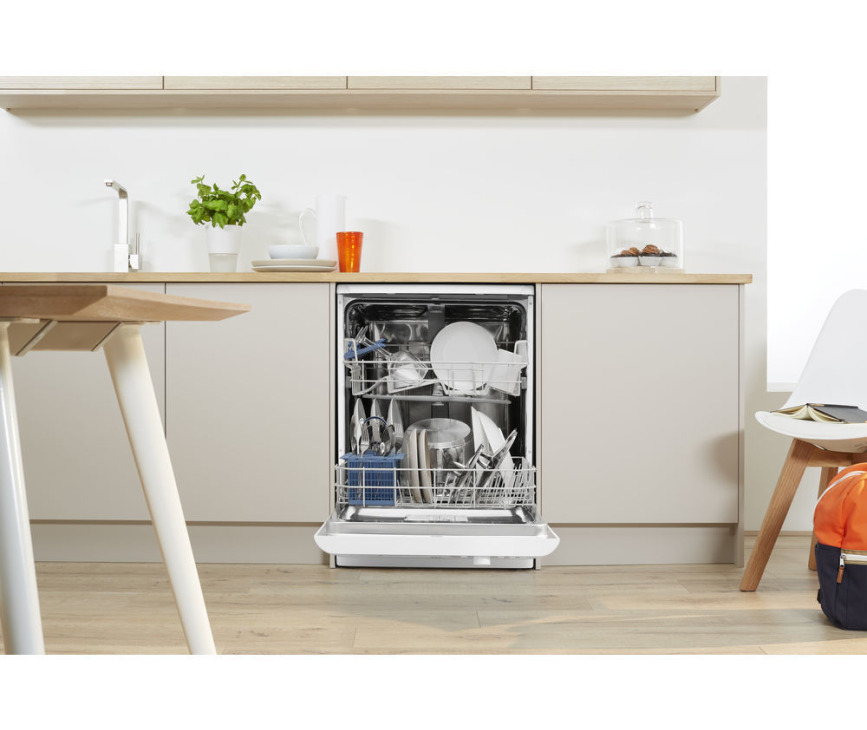 Indesit DFG15B1AEU vaatwasser