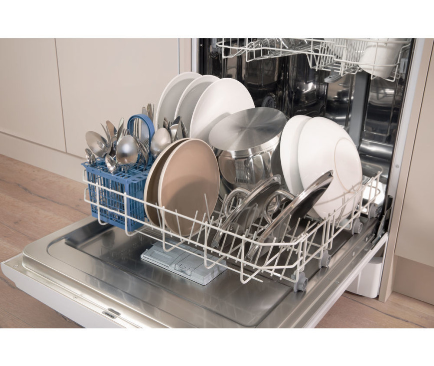 Indesit DFG15B1AEU vaatwasser