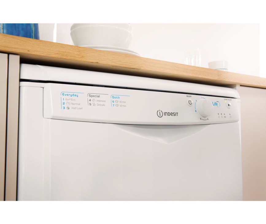 Indesit DFG15B1AEU vaatwasser