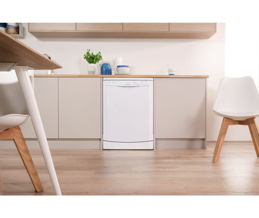 Indesit DFG15B1AEU vaatwasser