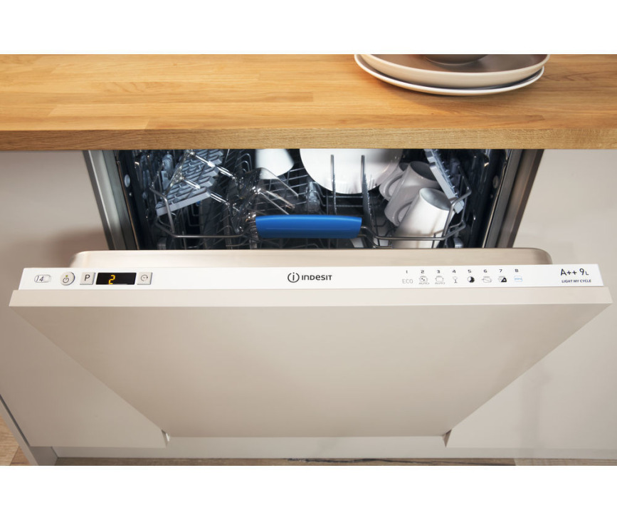 Indesit DIFP28T9AEU vaatwasser inbouw