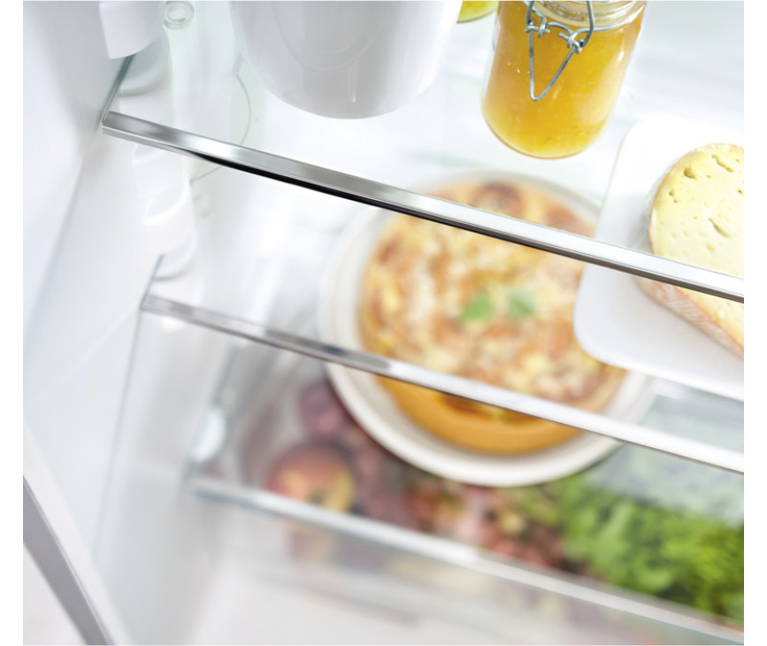 Doordat de leggers van glas gemaakt zijn behoudt u optimaal zicht binnenin de koelkast