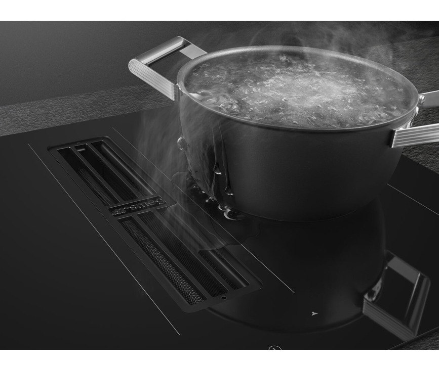 Smeg HOBD472D inductie kookplaat met afzuiging - 70 cm.