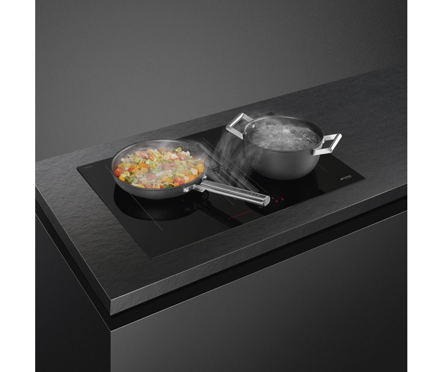 Smeg HOBD472D inductie kookplaat met afzuiging - 70 cm.