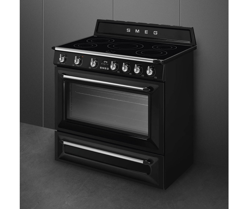 Smeg TR90IBL2 inductie fornuis - zwart
