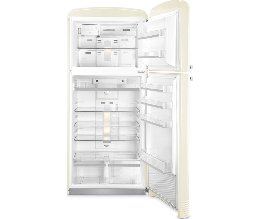 Het interieur van de Smeg FAB50RCR5 koelkast crème