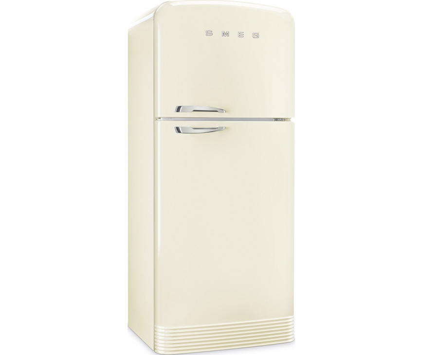 De Smeg FAB50RCR5 koelkast crème is door de ronde hoeken en chromen details een echte retrokast